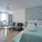 Eleganckie I Stylowe Sun Seasons 24 W Karpaczu Z Parkingiem By Renters Карпач