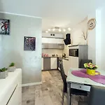 Eleganckie I Stylowe Sun Seasons 24 W Karpaczu Z Parkingiem By Renters * Карпач
