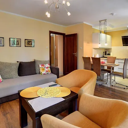 Eleganckie I Stylowe Sun Seasons 24 W Karpaczu Z Parkingiem By Renters Apartment Karpacz