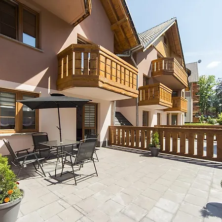 Eleganckie I Stylowe Sun Seasons 24 W Karpaczu Z Parkingiem By Renters Karpacz