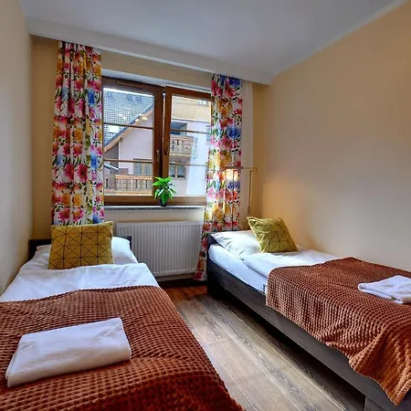 Sun Seasons 24 - Leśny Dom Apartament *