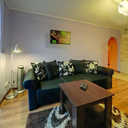 Eleganckie I Stylowe Sun Seasons 24 W Karpaczu Z Parkingiem By Renters