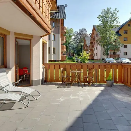 Sun Seasons 24 - Leśny Dom Apartament *